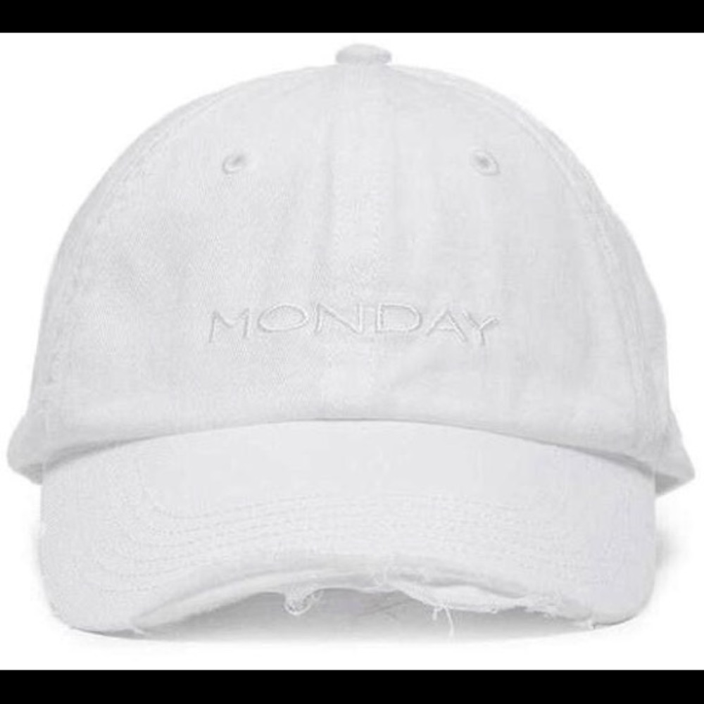 Vetements White Monday Cap
